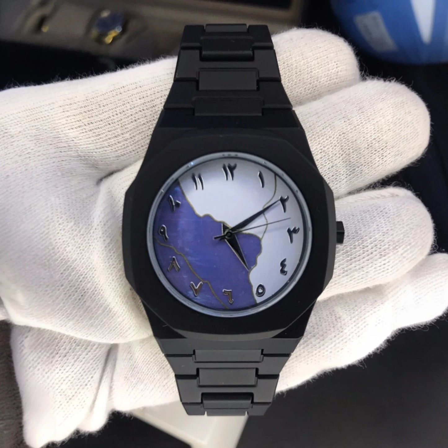 Black Arabic Aura Watch – Premium Luxury Timepiece by Luxaro